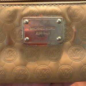 Micheal kors wallet